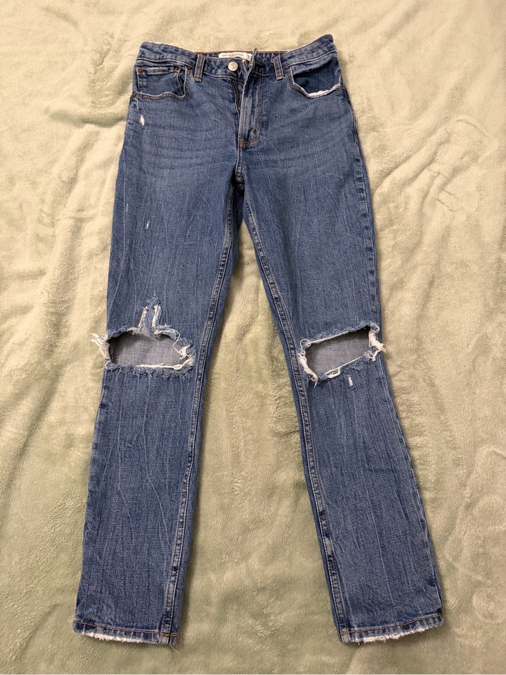 Abercrombie & Fitch The Skinny High Rise Distressed Jeans Size 26/2R